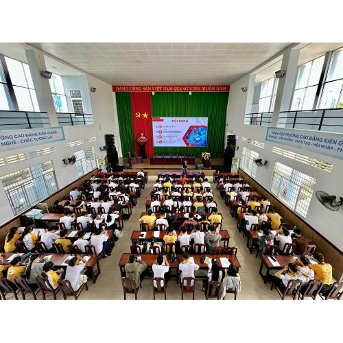 Hành trang sinh viên cần có trong thời đại số