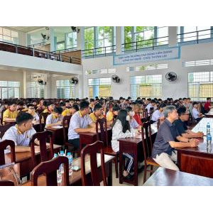 Hiền Nhân Group – Người Bạn Đồng Hành Của Sinh Viên Trường Cao Đẳng Kiên Giang Trên Con Đường Khởi Nghiệp Và Phát Triển Sự Nghiệp Tương Lai