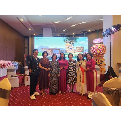 Thành phần tham dự