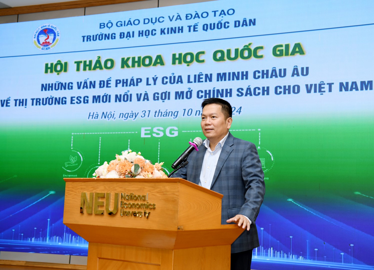 Theo PGS.TS Nguyễn Thành Hiếu