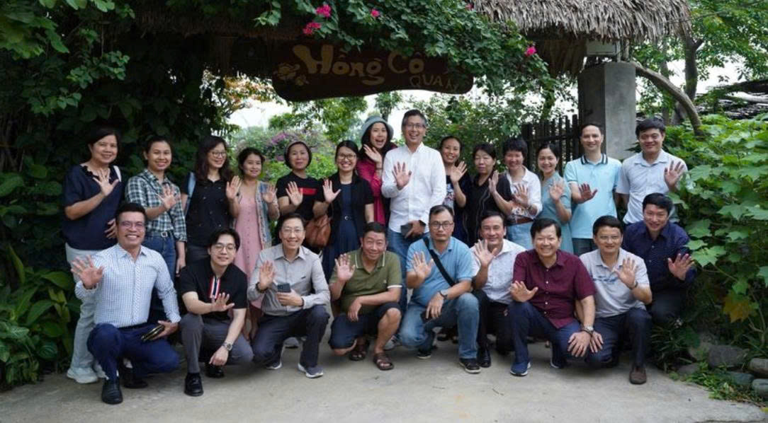 Tập hợp các cựu học viên chương trình Leaders in Innovation Fellowships (LIF) đang sinh sống và làm việc tại Việt Nam.