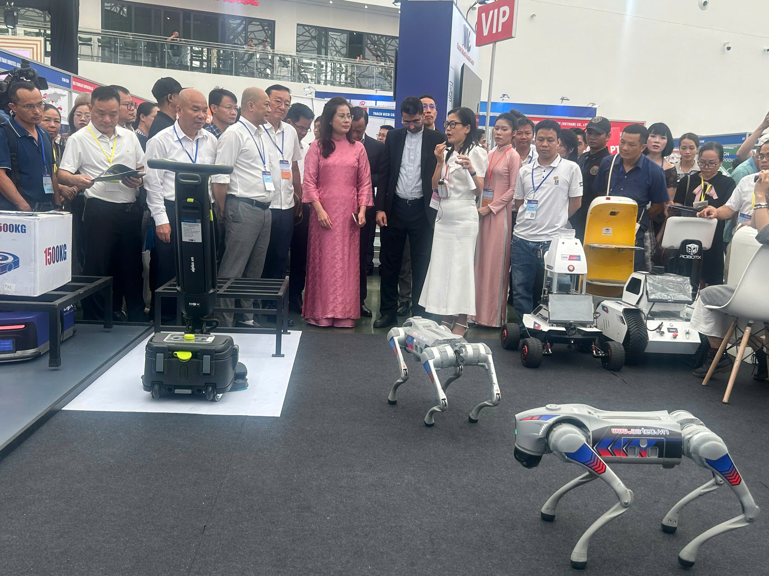 Những Phát Biểu tại hội chợ