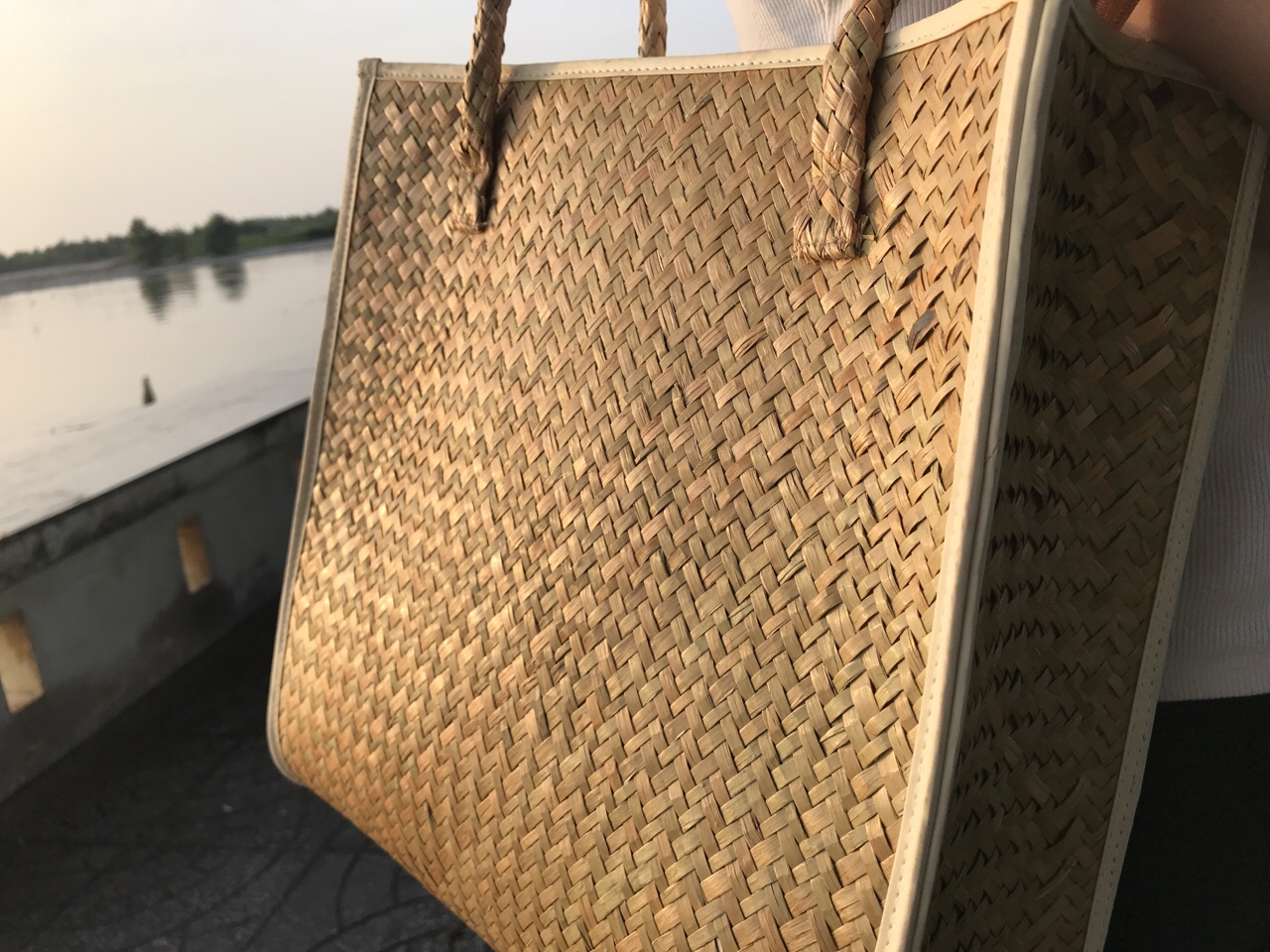 Tiện dụng, giữ form và bền bỉ