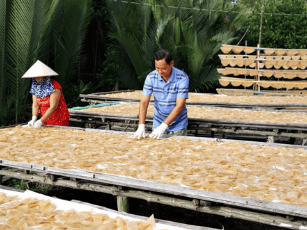 Bánh phồng món quê bình dị nhưng chứa đựng cả cái tình xứ sở