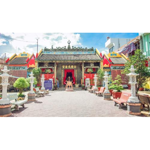 "Bỏ túi" kinh nghiệm viếng Chùa Ông Quách