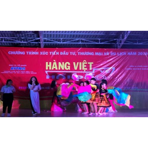 Kiên Hải khai mạc đưa hàng Việt về hải đảo