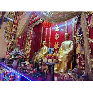 Trải nghiệm du lịch tâm linh độc đáo: Cầu Gì Ở Đền Cụ Lãnh?