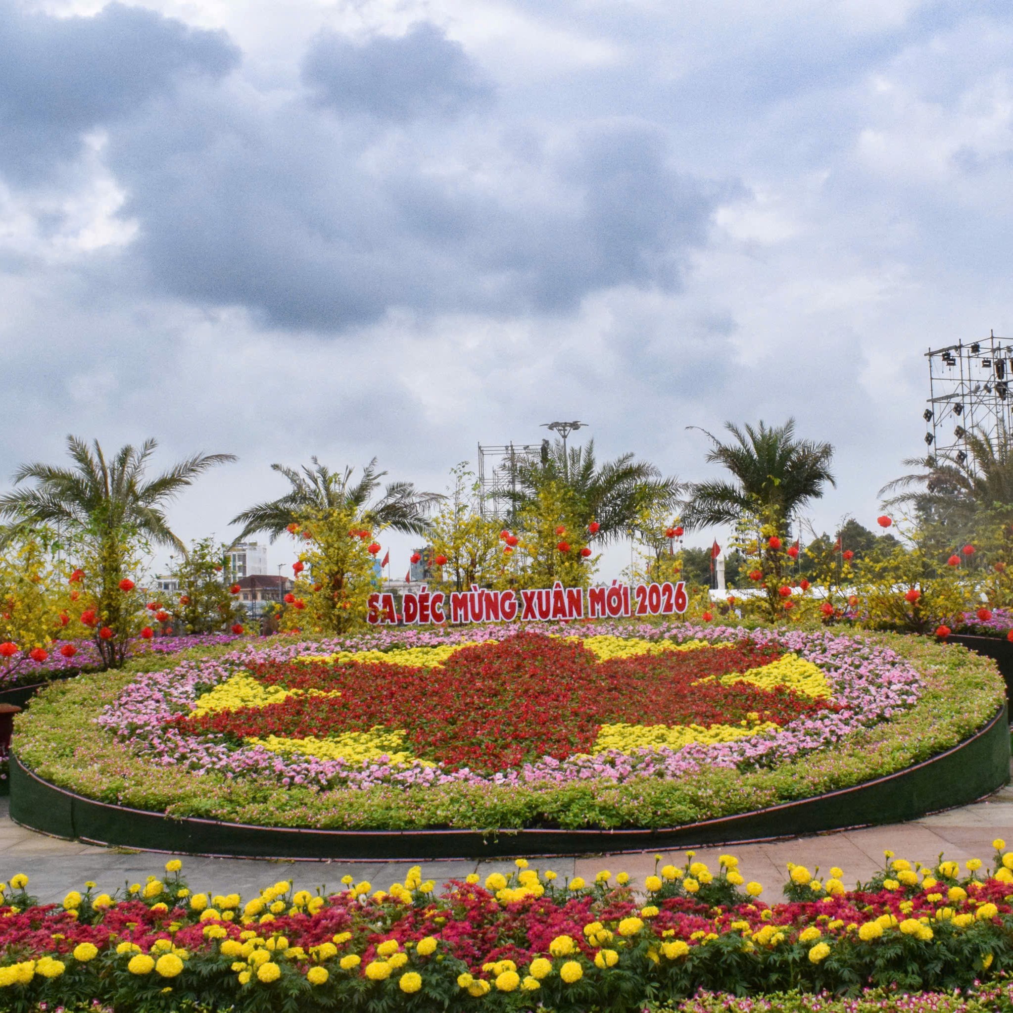 Không Khí Rộn Ràng Trước Thềm Festival Hoa – Kiểng Sa Đéc 2025