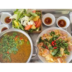 Canh Chua Sả Nghệ Hà Tiên – Sắc Vàng Biển Cả, Hương Vị Gây Thương Nhớ