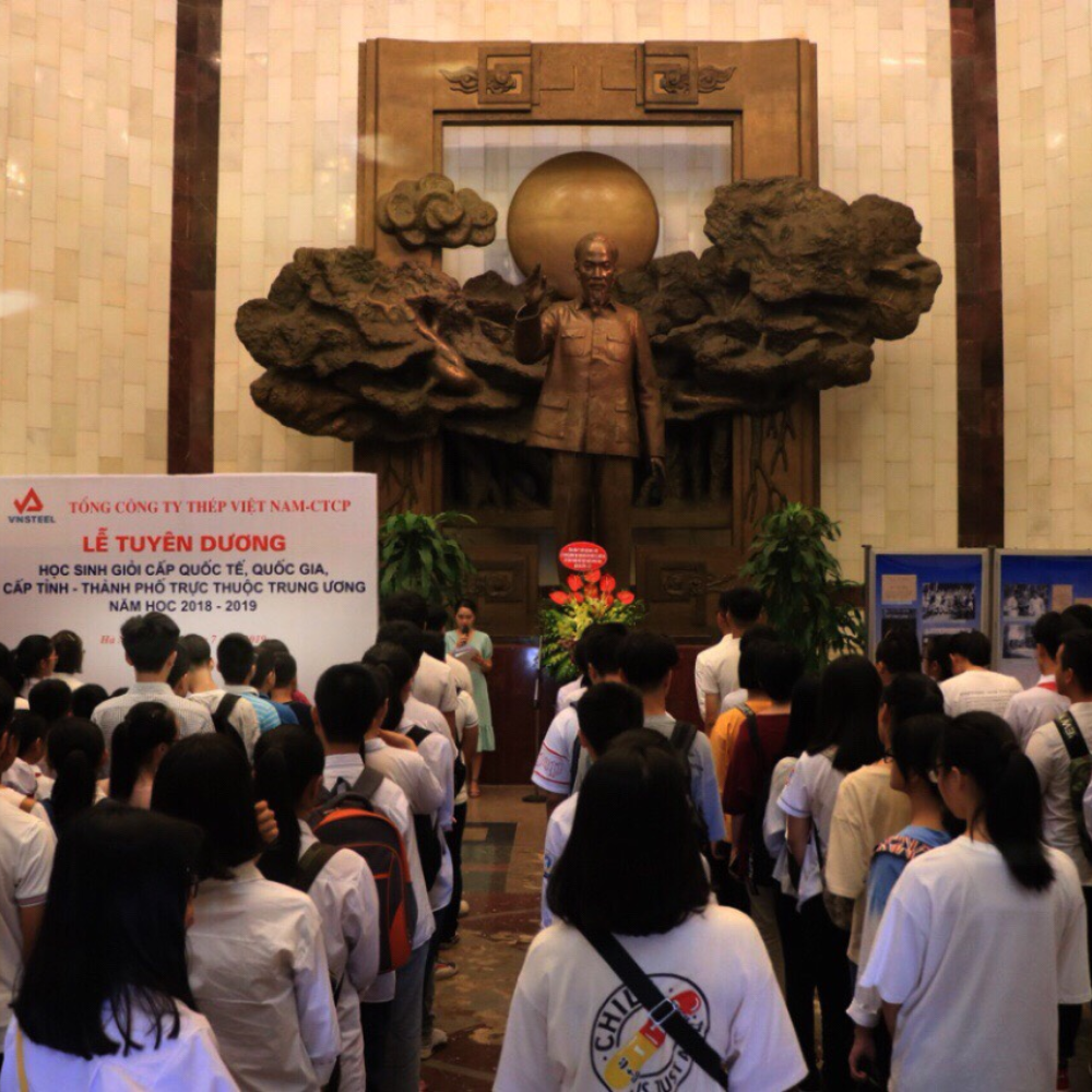 Lễ Tuyên Dương Học Sinh Giỏi Năm Học 2018 – 2019 Của Tổng Công Ty Thép Việt Nam Tại Bảo Tàng Hồ Chí Minh