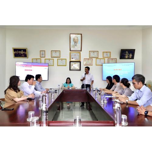 Thư viện thành phố Huế tiếp nhận tài liệu kết quả nghiên cứu khoa học và công nghệ