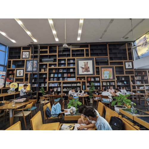 Nhà sách Cá Chép