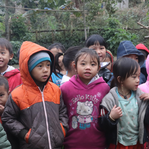 Dự Án Thiện Nguyện Ấm Êm: Trao Niềm Tin, Viết Ước Mơ Tại Vùng Cao Biên Giới Tỉnh Lào Cai