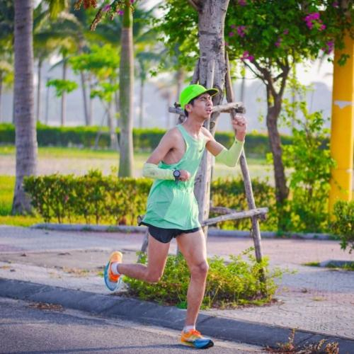 Chạy Bộ Chắp Cánh Ước Mơ Cho Chàng Trai Bại Não