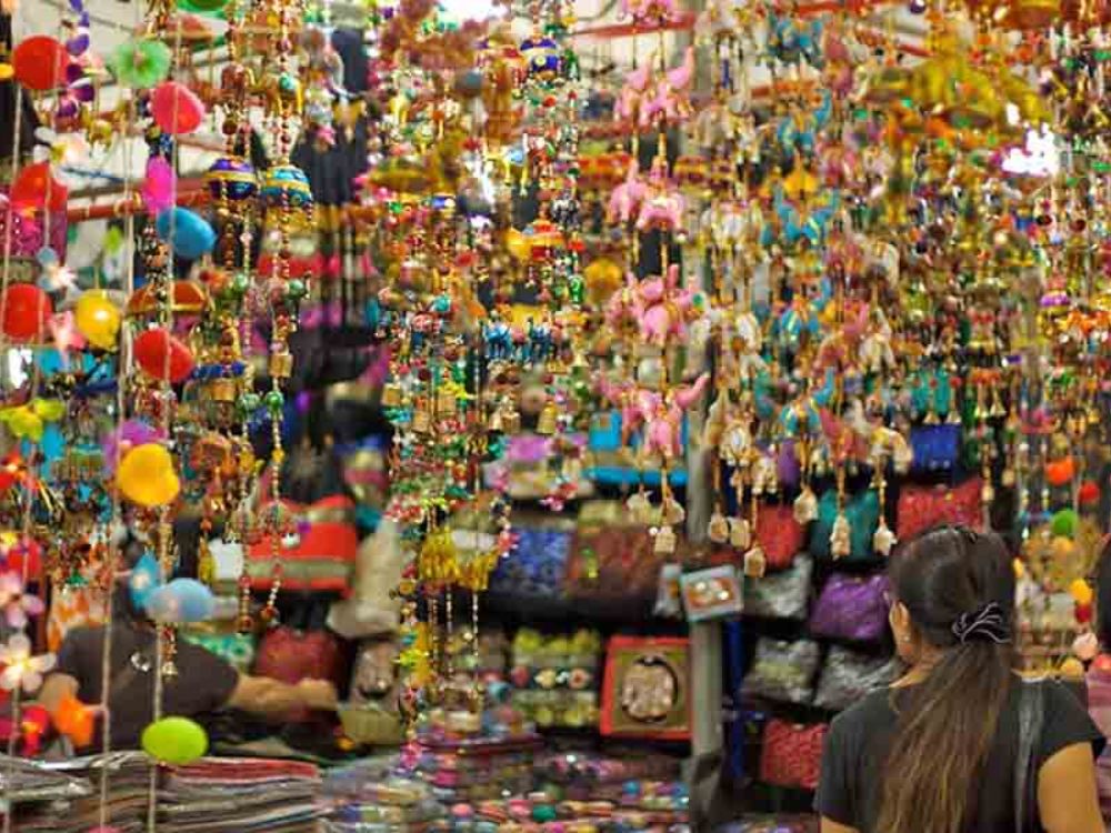 8. Thiên đường mua sắm