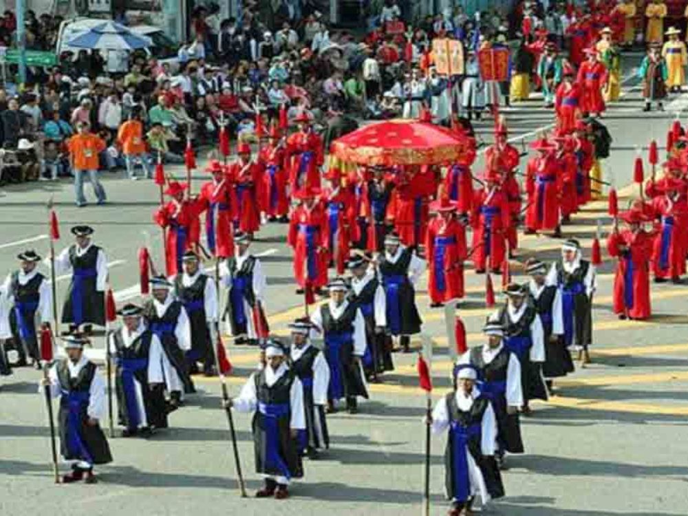 4. Lễ hội truyền thống đặc sắc Hwaseong Suwon