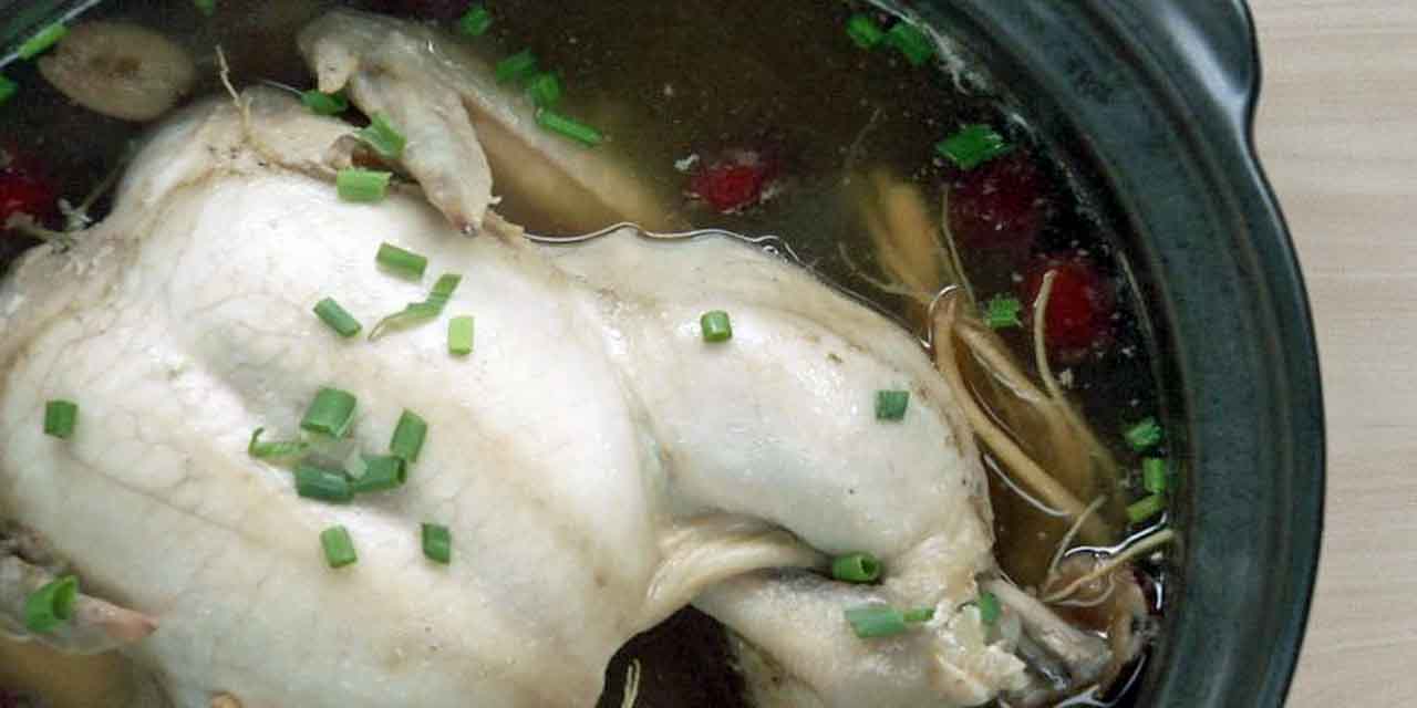 Samgyetang – Gà tần sâm