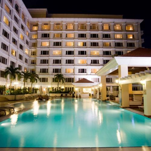 Khách Sạn Romance