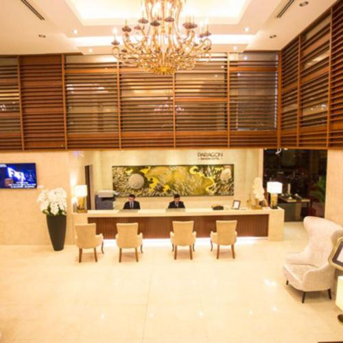Khách Sạn Paragon