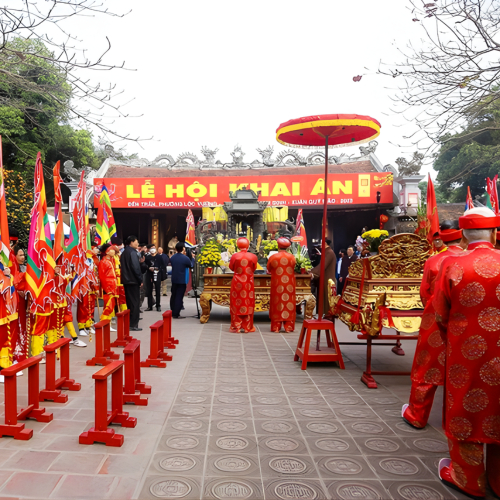 Lễ Khai Ấn Đền Trần