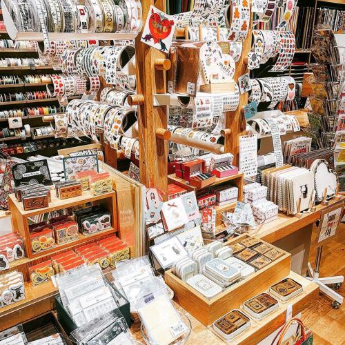 Top 6 Địa Điểm Mua Quà Lưu Niệm ở Tokyo Cực Thú Vị