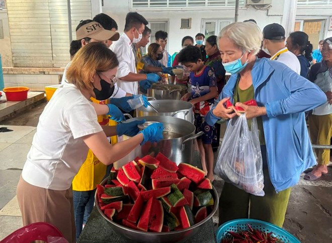 Hội Đầu bếp chuyên nghiệp TP Phú Quốc hoạt động thiện nguyện