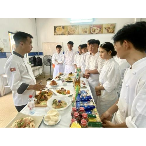 Siêu đầu bếp dạy nấu ăn miễn phí