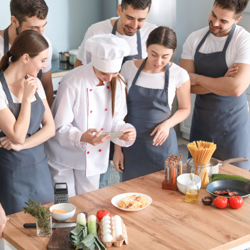 Đào tạo nhân lực