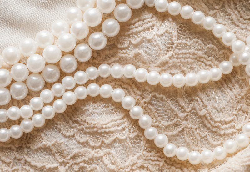 Không để ngọc trai tiếp xúc lâu với nước