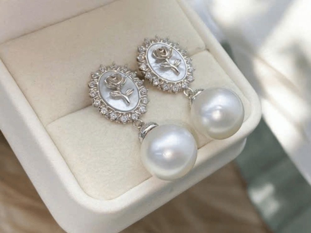 Tình yêu và tình bạn