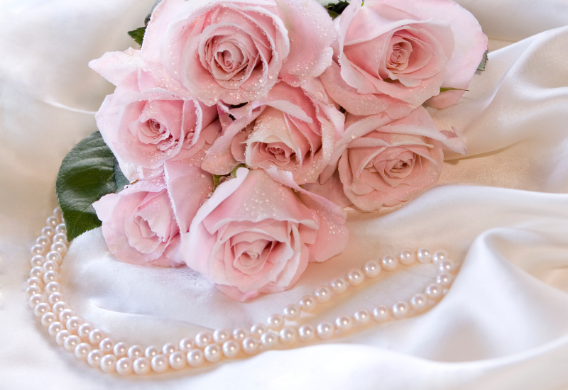 Biểu trưng cho viên mãn và hạnh phúc lâu dài