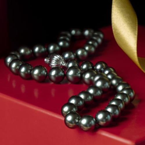 Điều Gì Khiến Ngọc Trai Tahiti Trở Thành Dòng Ngọc Trai Độc Bản?