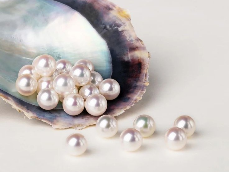 Đeo ngọc trai thường xuyên có tốt không?