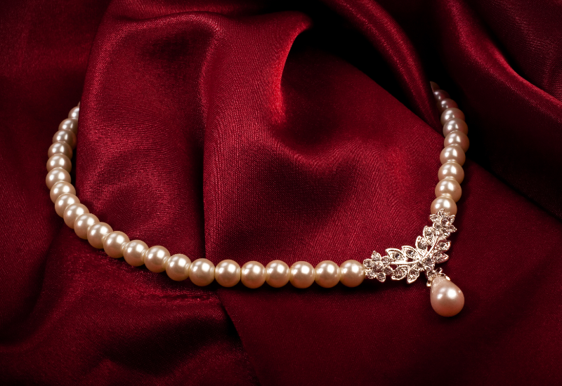 Chuỗi ngọc trai đa dạng kích thước và phong cách