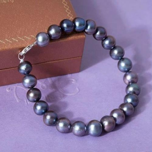 Điều Gì Khiến Ngọc Trai Luôn Hiện Diện Trong Thời Trang Cao Cấp