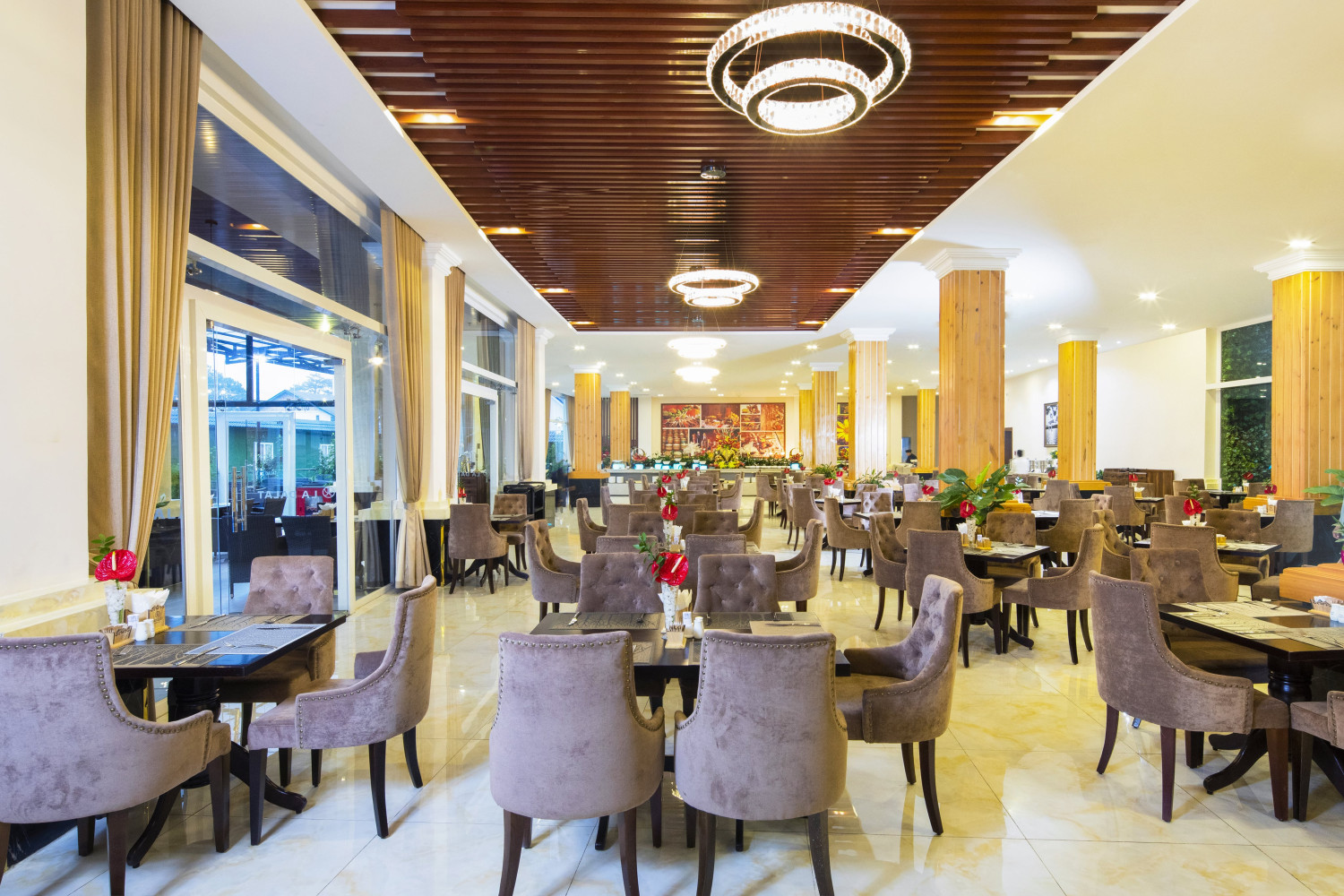 Wild Sunflower Restaurant (Nhà hàng Dã Quỳ)