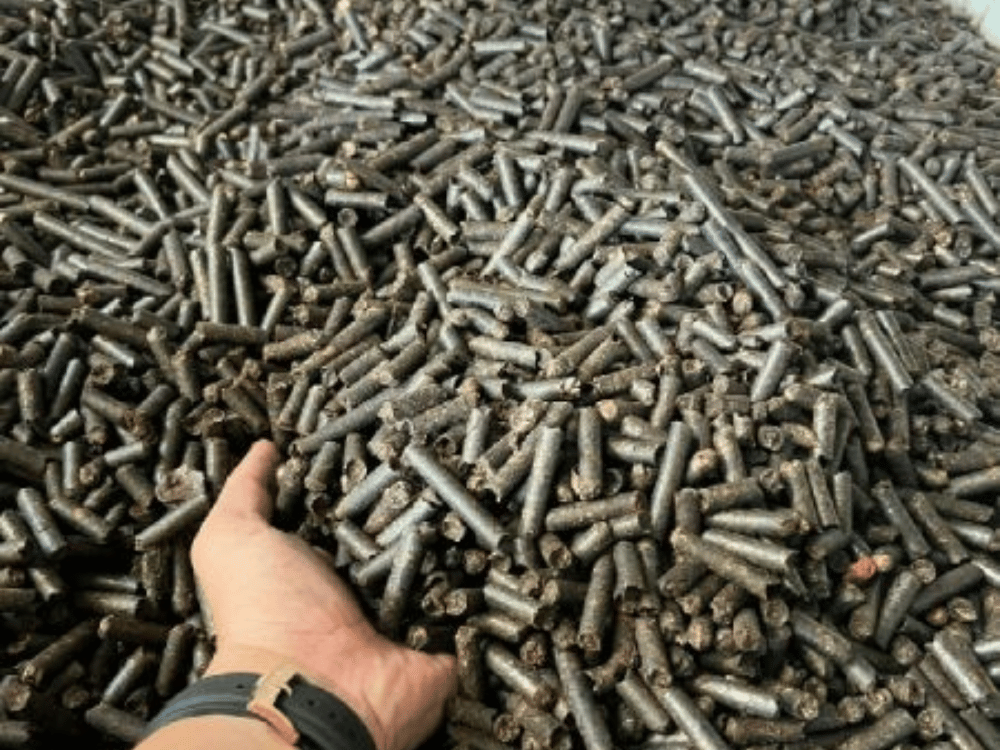 Đặc điểm của viên nén trấu và lý do cần bảo quản đúng cách