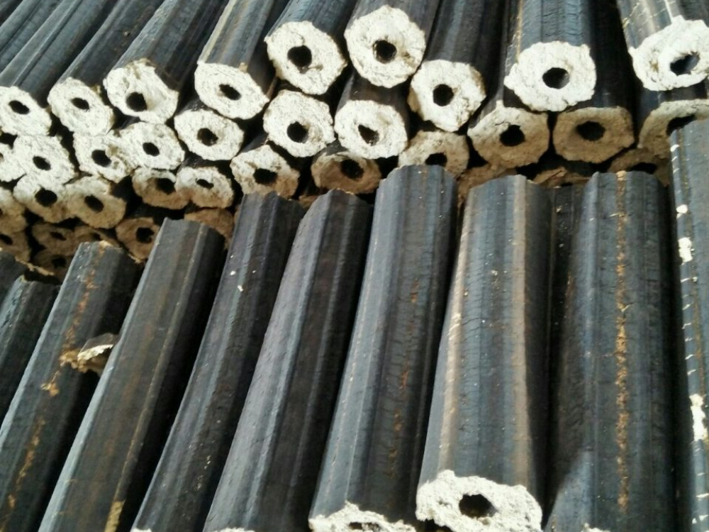 So sánh hiệu quả của củi trấu với than đá và dầu mỏ