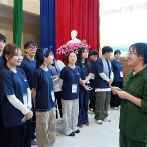 Giao Lưu Quốc Tế Về Văn Hóa Và Hoạt Động Tình Nguyện