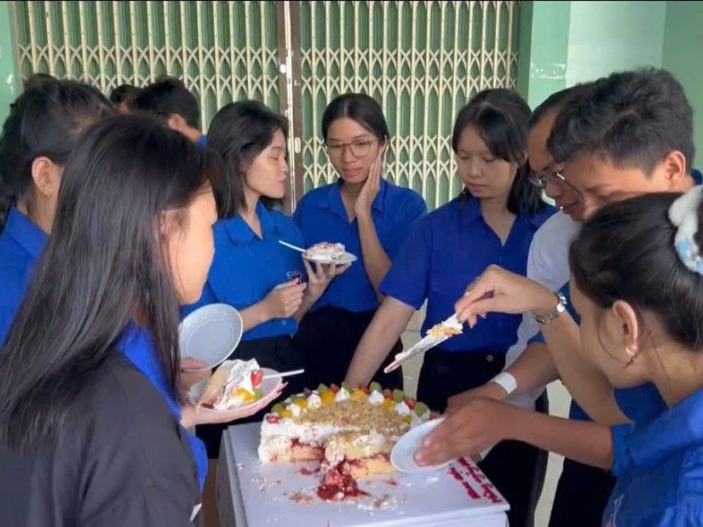 Khoảnh khắc gắn kết giữa Thầy và Trò