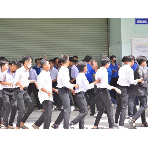 Hoạt động vui chơi kịch tính - Điểm nhấn ngày hội