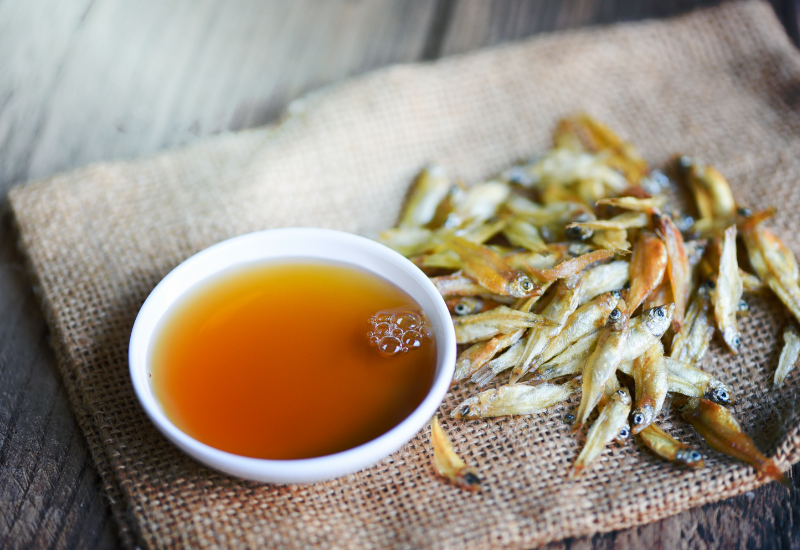 Khi nào trẻ có thể dùng nước mắm như người lớn?