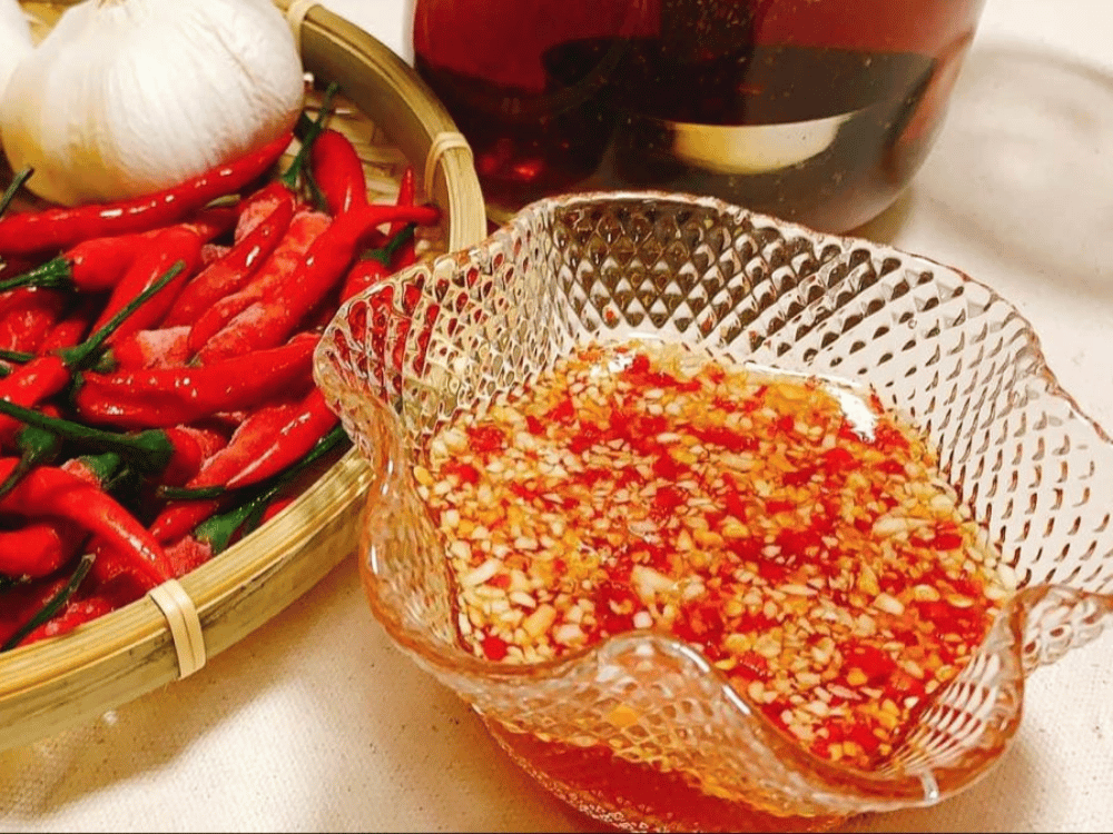 Nước mắm gắn liền với lịch sử và đời sống người Việt