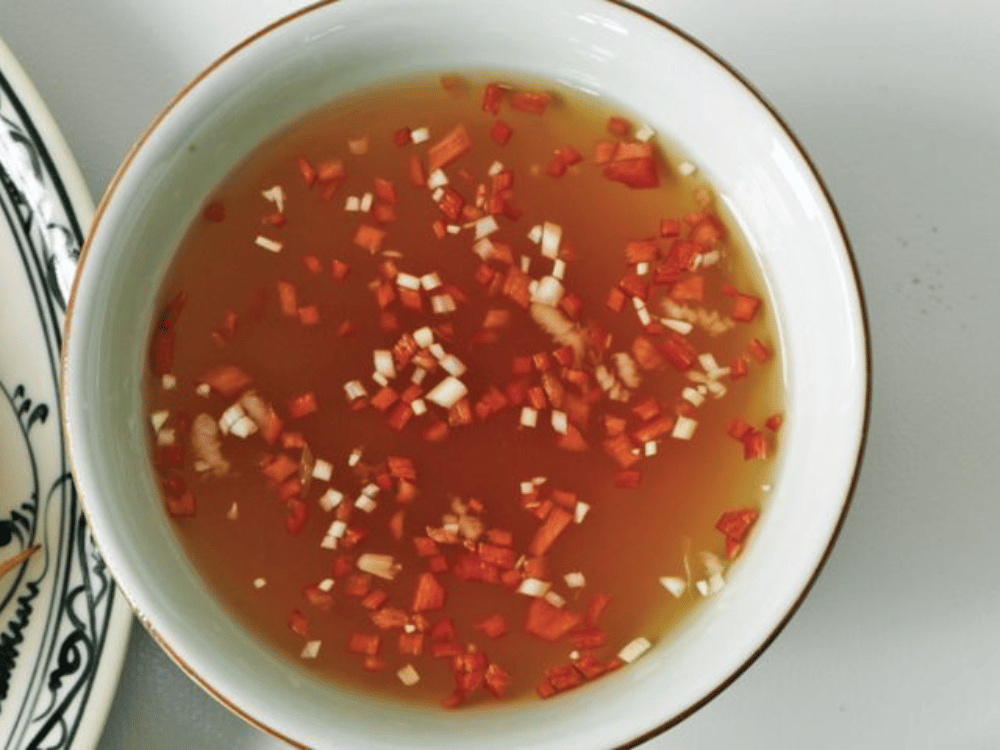 Mang theo tinh hoa của nghề truyền thống và biển cả