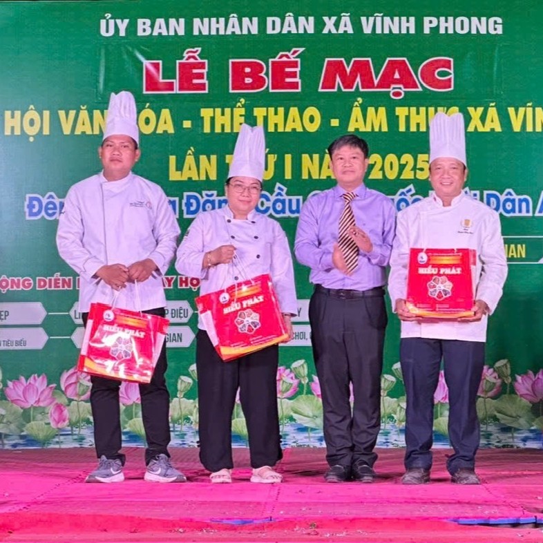 Hiệp Hội Đầu Bếp Tỉnh An Giang Đồng Hành Cùng Ngày Hội Văn Hóa – Thể Thao – Ẩm Thực Xã Vĩnh Phong Lần I Năm 2025