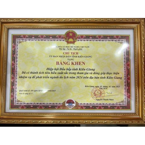 Bằng khen, giấy chứng nhận