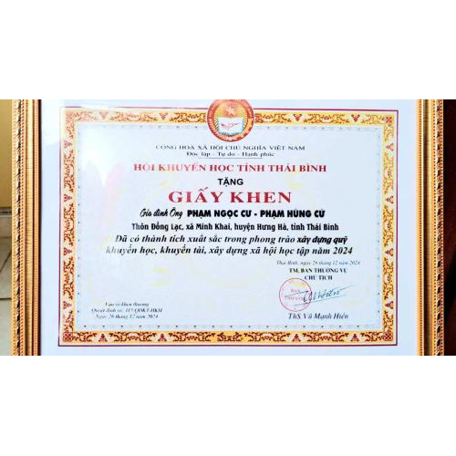 Buổi Thăm Và Tặng Quà Cho Phòng Giáo Dục Huyện Hưng Hà