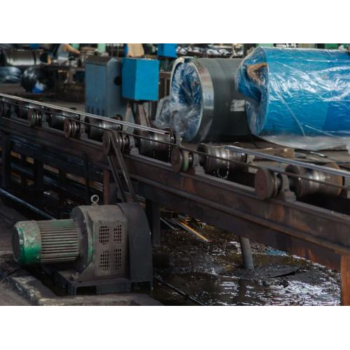 1. Khởi đầu từ một xưởng cơ khí nhỏ với khát vọng lớn