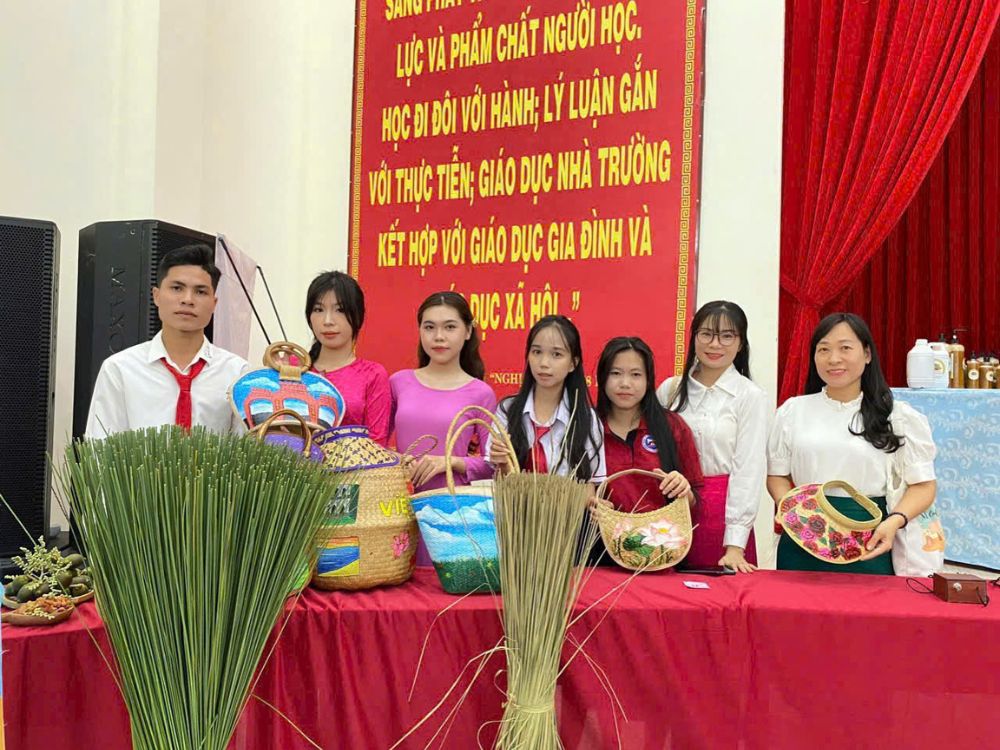 Các Hoạt Động Nổi Bật Trong Khuôn Khổ Ngày Hội.