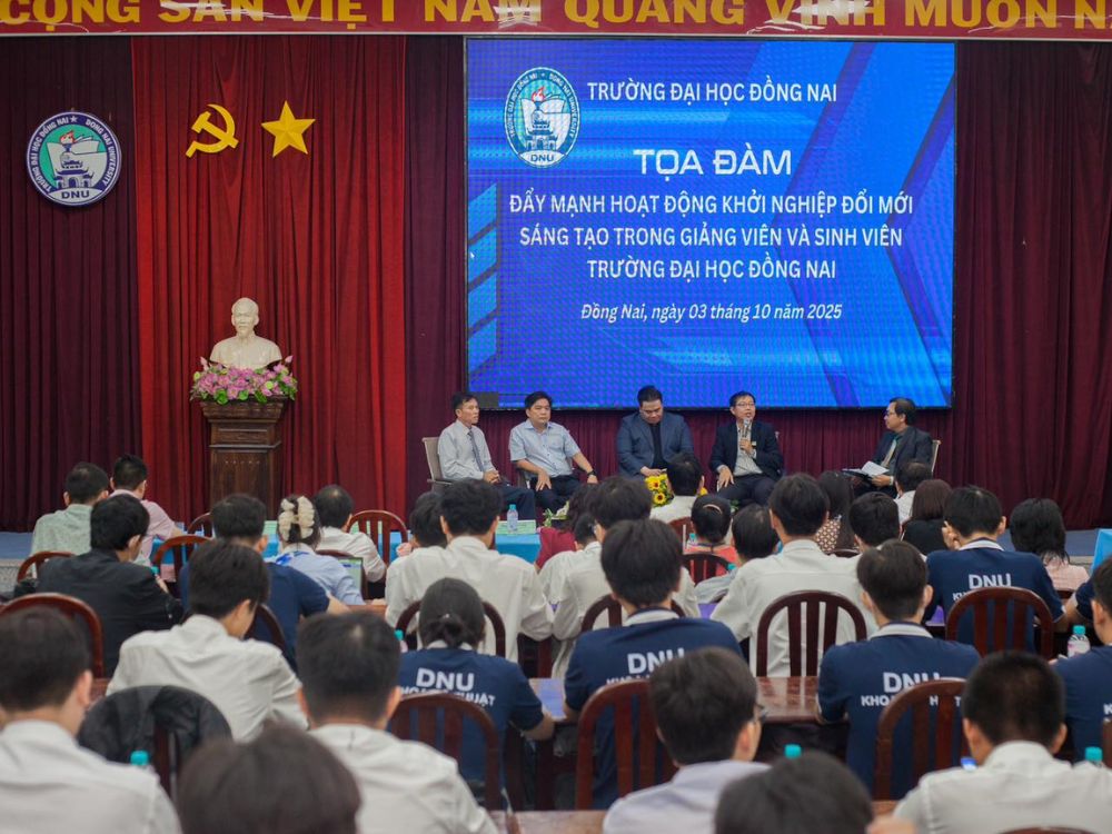 Thành phần tham dự